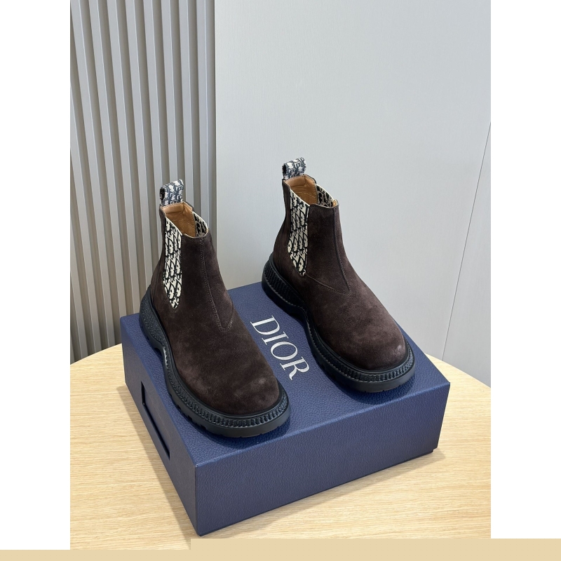 ch**an D*or boots